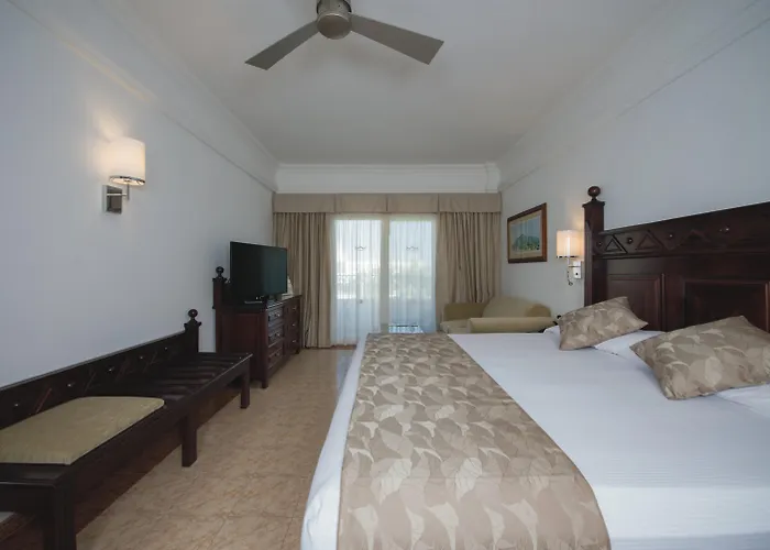 Resort Riu Palace 5*